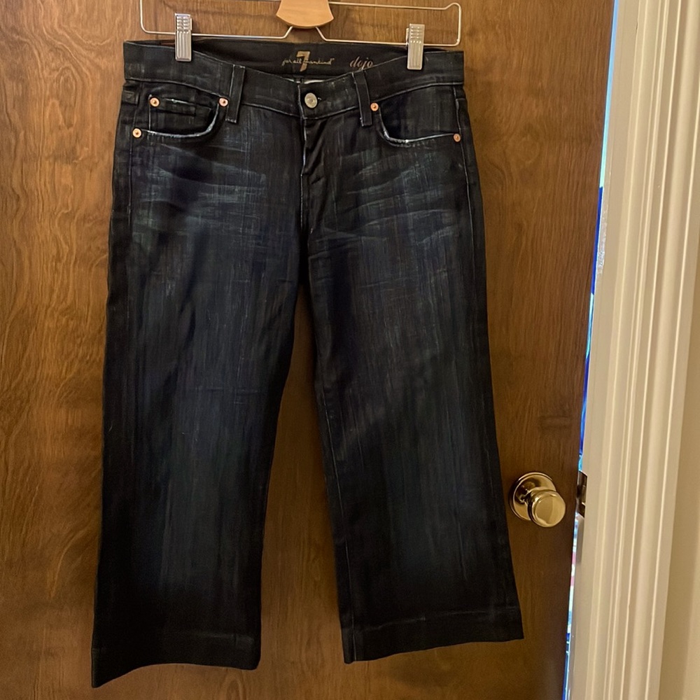 7 For All Mankind cropped dark denim jeans. New condition, barely worn.
